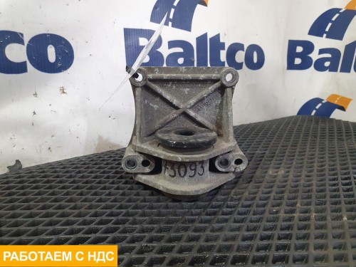 Кронштейн радиатора