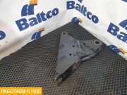 Кронштейн усилителя бампера правый